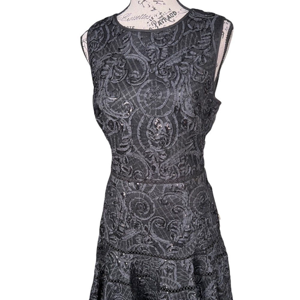 Carmen Marc Valvo Dress - Picture 3 of 15